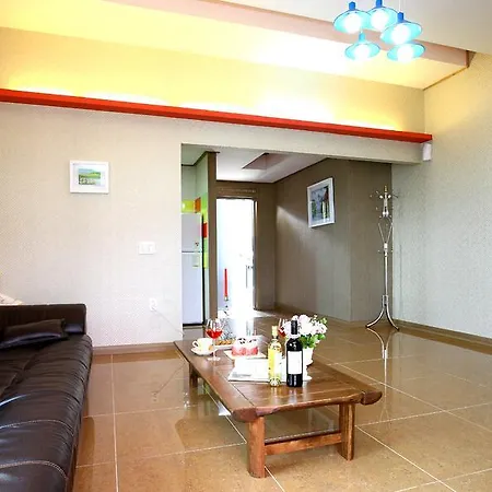 Bluesean Pension Namhae Exterior photo