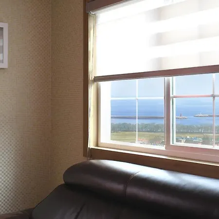 Bluesean Pension Namhae Exterior photo